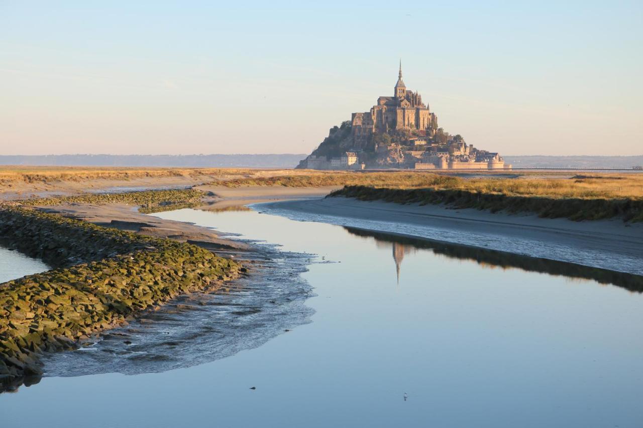 מלון Mont-Saint-Michel Le Saint Aubert מראה חיצוני תמונה